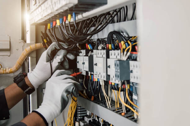 Best Affordable Emergency Electrician  in Catahou, LA